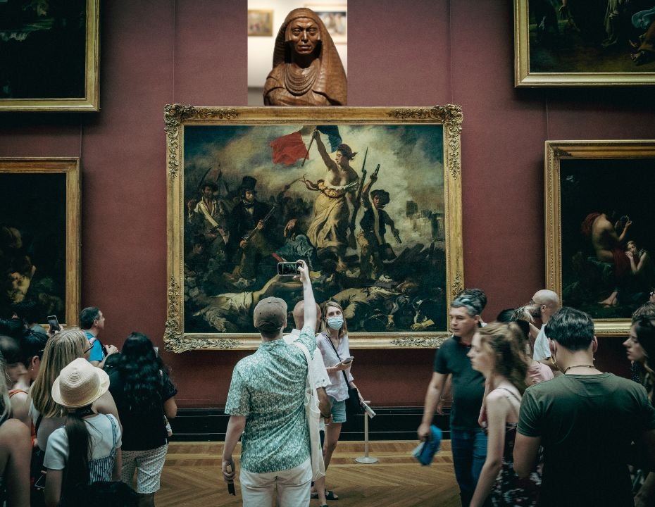 Alt="Alquiler de autos en Quito para visitar museos con Turocars"